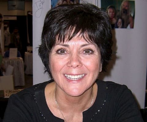 Joyce Dewitt