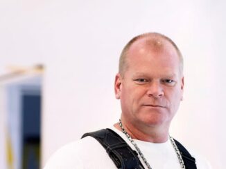 Mike Holmes