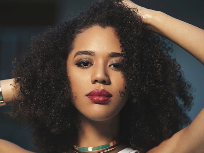 Jasmin Savoy Brown Bio, Age, Boyfriend, Family, Net Worth